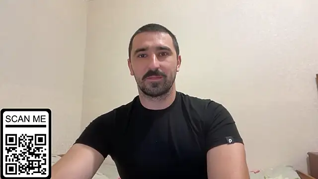 Snapshot of Hard_to_Obey chatting on 09-23-25, 05:49 Hard to Obey online show from 09-23-25, 05:49