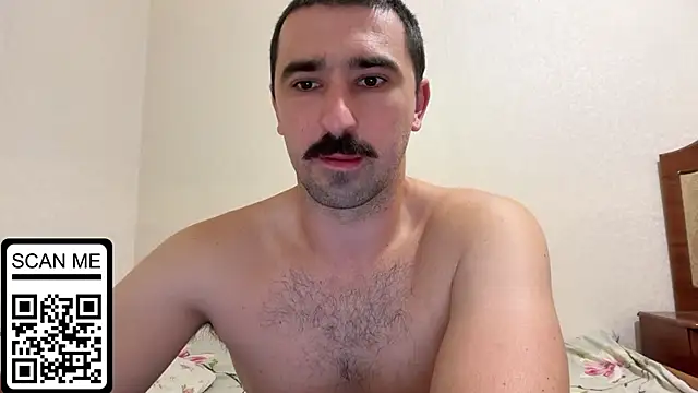 Snapshot of Hard_to_Obey chatting on 09-26-25, 06:01 Hard to Obey online show from 09-26-25, 06:01