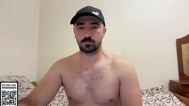 Snapshot of Hard_to_Obey chatting on 10-13-25, 05:46 Hard to Obey online show from 10-13-25, 05:46