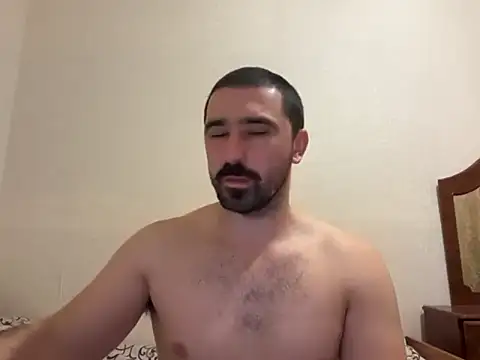 Snapshot of Hard_to_Obey chatting on 11-07-25, 09:15 Hard to Obey online show from 11-07-25, 09:15