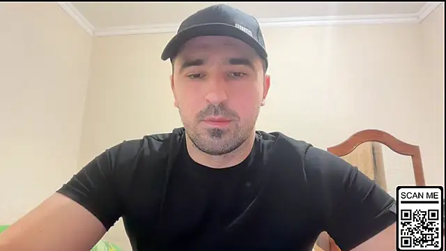 Snapshot of Hard_to_Obey chatting on 12-05-25, 08:16 Hard to Obey online show from 12-05-25, 08:16