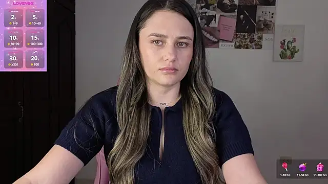 Snapshot of Veronika__Winslow_ chatting on 07-30-26, 11:26 Veronika Winslow online show from 07-30-26, 11:26