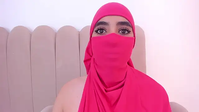 nayiraa  online show from 02-23-26, 06:38