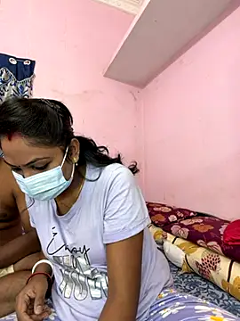 Lovlycouple1 online show from 11-08-25, 05:56