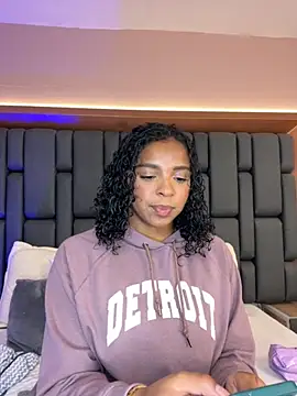 LisaMendez online show from 09-26-25, 10:47