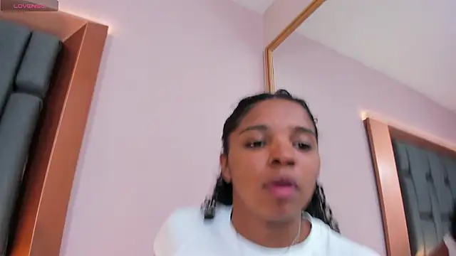 LisaMendez online show from 03-19-26, 03:54