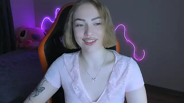 LaraKrein lk online show from 04-27-26, 06:39