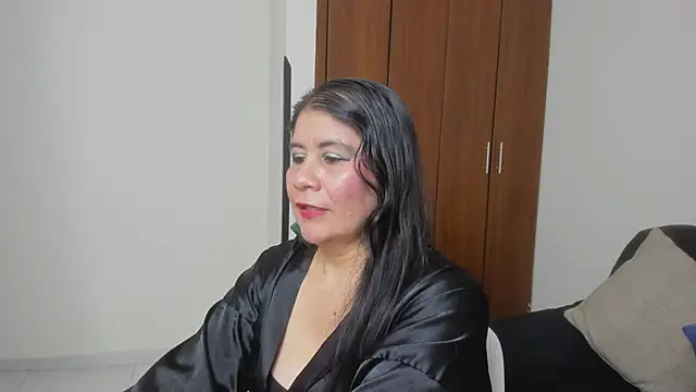 Snapshot of kiraGeiner chatting on 05-24-26, 12:59 kiraGeiner online show from 05-24-26, 12:59