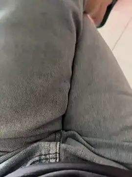 sharon-Hanna online show from 12-04-25, 01:26