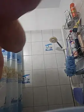 Snapshot of Atawolf87 chatting on 10-18-25, 06:16 Atawolf87 online show from 10-18-25, 06:16