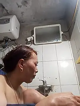 Bianly online show from 02-08-26, 11:24