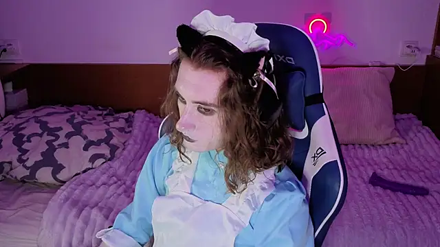 whitekittenenergy online show from 09-10-25, 03:56