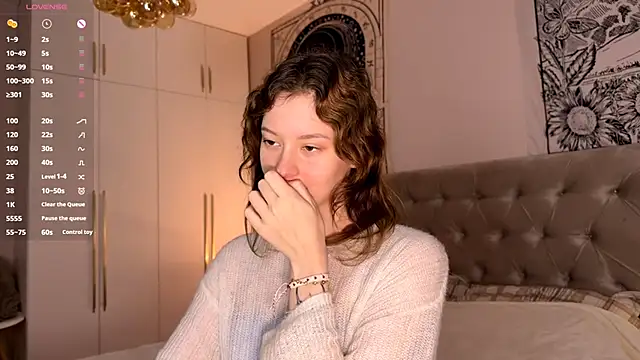 Snapshot of IrisPurrphy chatting on 11-11-25, 05:02 IrisPurrphy online show from 11-11-25, 05:02