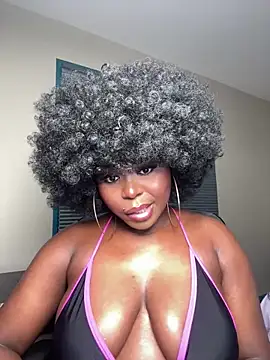 WomanNextdoor1 online show from 05-02-26, 04:06