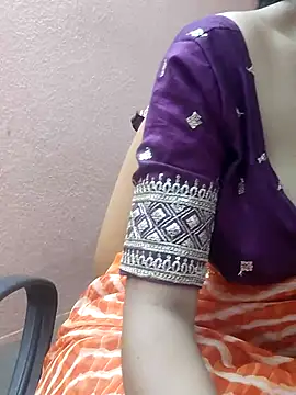 Hot-rima online show from 06-17-26, 02:14