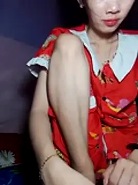 DauTay hot online show from 10-31-25, 02:18