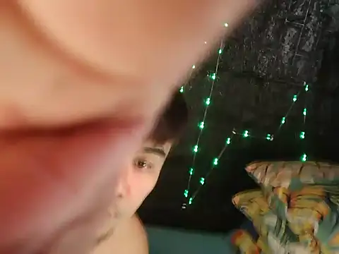 Snapshot of Jheboi69xxx chatting on 11-02-25, 07:22 Jheboi69xxx online show from 11-02-25, 07:22