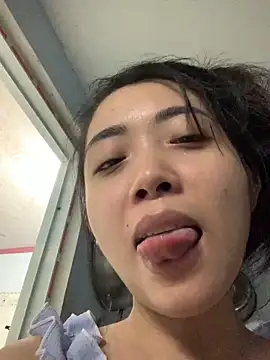 Minee1202 online show from 10-29-25, 06:26