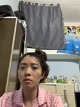 Minee1202 online show from 06-10-26, 01:06