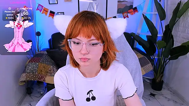 Snapshot of sweet_mika18 chatting on 09-28-25, 07:19 sweet mika18 online show from 09-28-25, 07:19