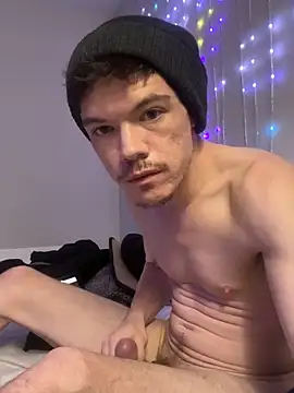 SalemStratton online show from 11-08-25, 04:51