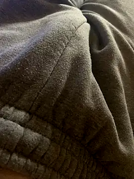 Snapshot of MuzzyFacing chatting on 10-02-25, 12:56 MuzzyFacing online show from 10-02-25, 12:56