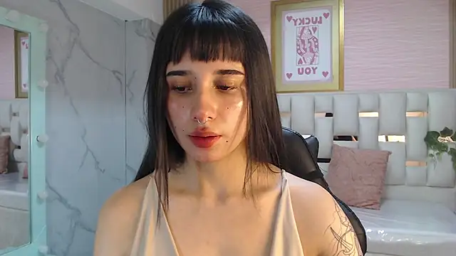 allyssa bellini s online show from 11-30-25, 01:59