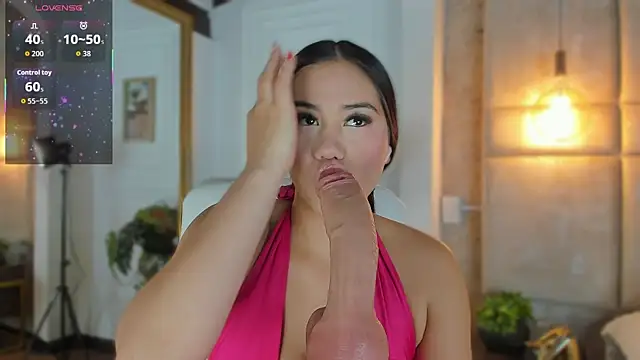 Snapshot of Jazmiinee chatting on 11-27-25, 07:27 Jazmiinee online show from 11-27-25, 07:27