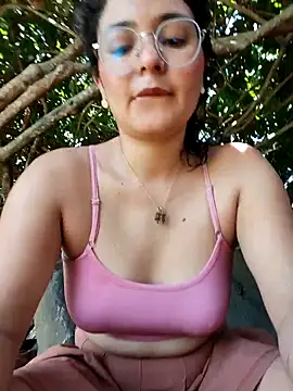 Lily-o online show from 11-01-25, 03:25