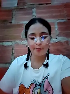 Lily-o online show from 11-04-25, 10:42