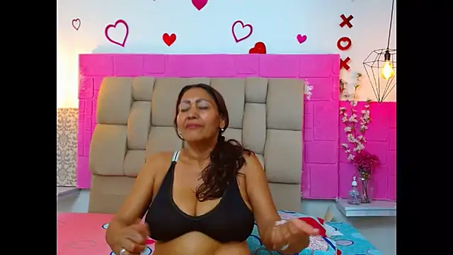 Snapshot of Damary_Leon chatting on 09-10-25, 07:14 Damary Leon online show from 09-10-25, 07:14