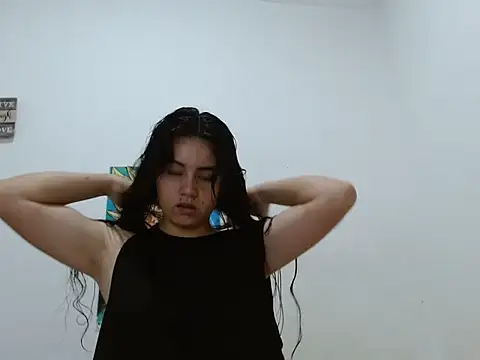 Snapshot of Arieeel_09 chatting on 02-21-26, 05:36 Arieeel 09 online show from 02-21-26, 05:36