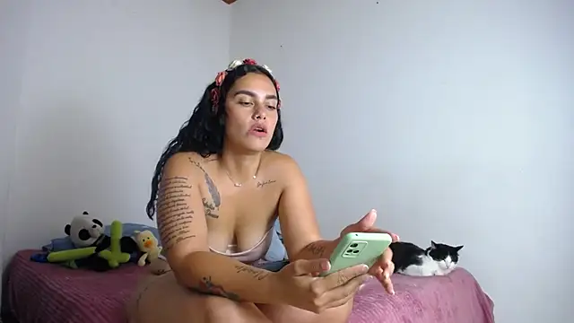 aurora01  online show from 03-05-26, 08:16