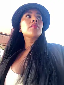 laure torres online show from 02-20-26, 01:55