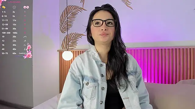 Valleriie  online show from 01-13-26, 03:17