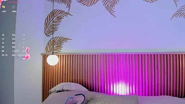 Valleriie  online show from 03-31-26, 03:01