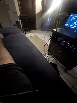 TrisalQuente online show from 02-14-26, 01:24