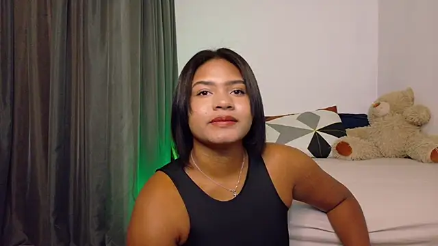 Snapshot of nudesketch1 chatting on 09-12-25, 12:49 nudesketch1 online show from 09-12-25, 12:49