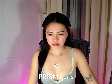 Urasian ladybug online show from 02-06-26, 05:16