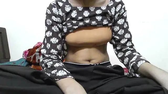 modelnishu online show from 04-24-26, 02:41