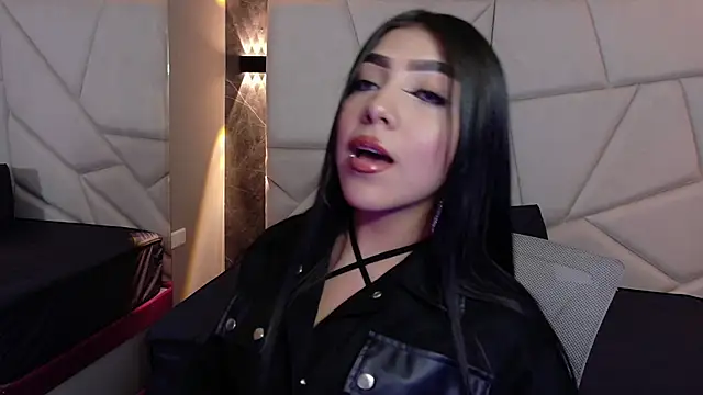 Snapshot of aysel_27 chatting on 12-02-25, 12:27 aysel 27 online show from 12-02-25, 12:27