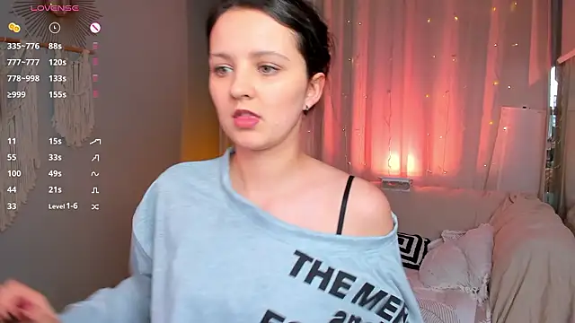 LilLisa online show from 03-15-26, 11:49