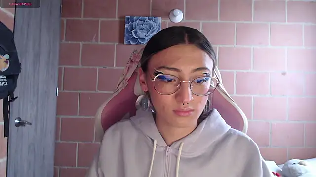 Andrea camilaaa online show from 02-19-26, 12:56