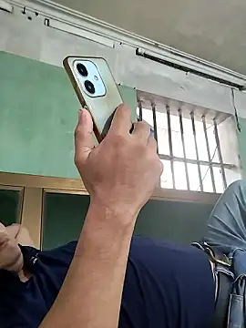 HoangNam20x online show from 10-16-25, 07:53