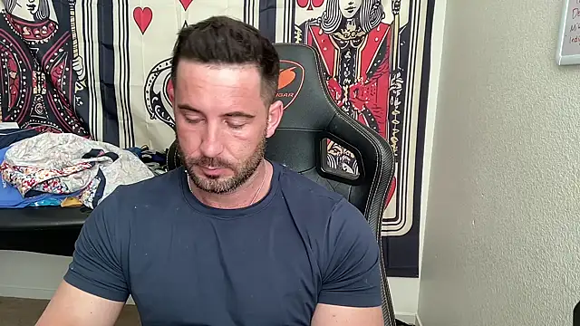 brettmycles28 online show from 03-12-26, 03:40