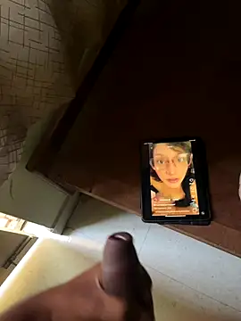 Snapshot of dickfuckerkkk chatting on 09-22-25, 02:57 dickfuckerkkk online show from 09-22-25, 02:57