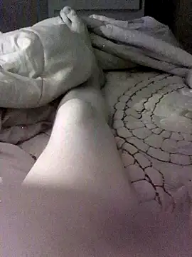 Snapshot of Lavoieya chatting on 10-03-25, 05:48 Lavoieya online show from 10-03-25, 05:48