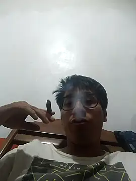 Snapshot of Marioeso chatting on 07-16-26, 04:07 Marioeso online show from 07-16-26, 04:07