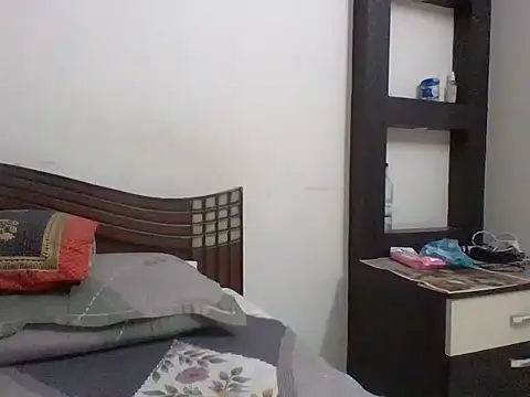 anu-anu2002 online show from 04-02-26, 09:07