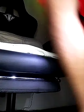 Snapshot of Bosssweet22cm chatting on 11-20-25, 11:48 Bosssweet22cm online show from 11-20-25, 11:48